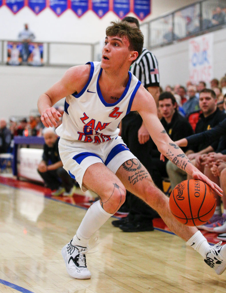 Zane Trace survives overtime scare, stays perfect in SVC with win over